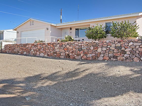 3rd image of 3650 Canyon Cove Dr