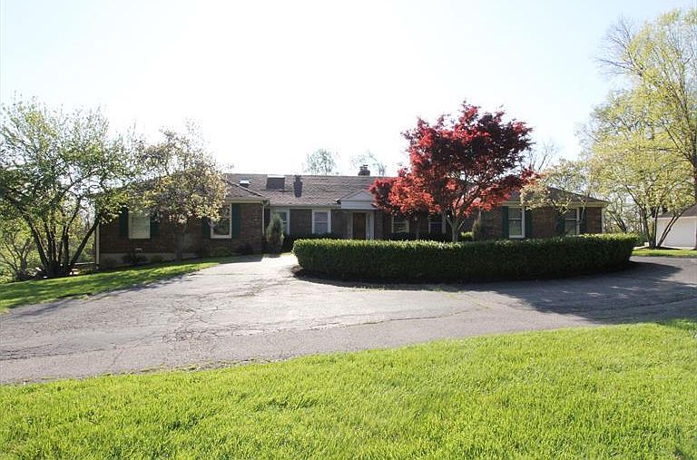 1st image of 9870 Fox Hollow Ln