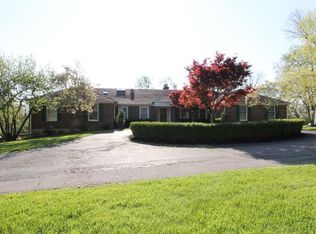 9870 Fox Hollow Ln, Cincinnati, OH 45243