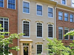 5188 Brawner Pl, Alexandria, VA 22304