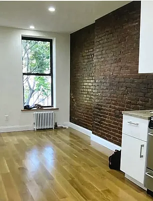 Rented by Centric New York | media 7