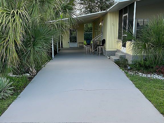 3rd image of 6001 River Grove Dr