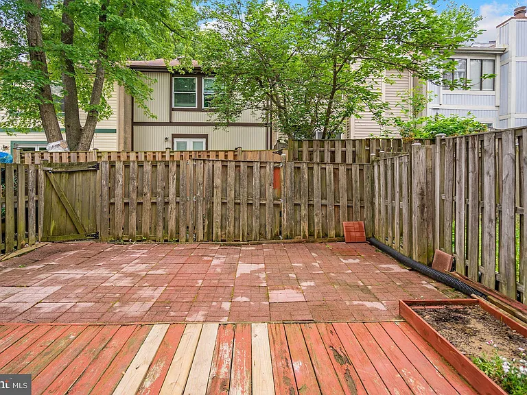 6060 Hollow Knoll Ct — Photo 31