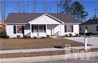 2nd image of 1428 Forest Hills Drive