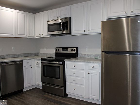 5th image of 5315 West St