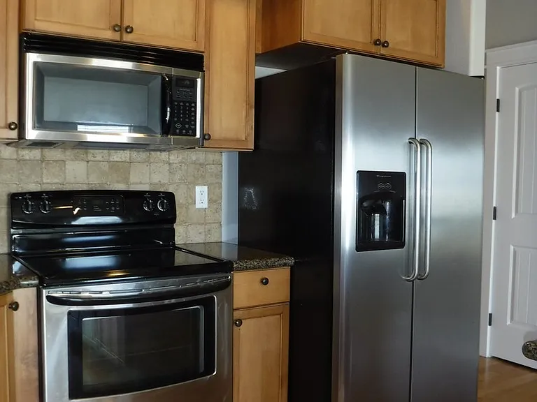 4432 N Kilee Ave — Photo 14