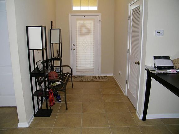 3rd image of 15871 Twin Creek Dr
