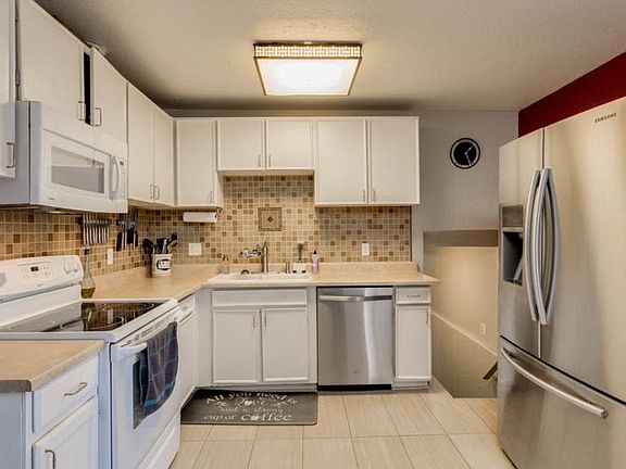 2nd image of 213 Colleen Dr