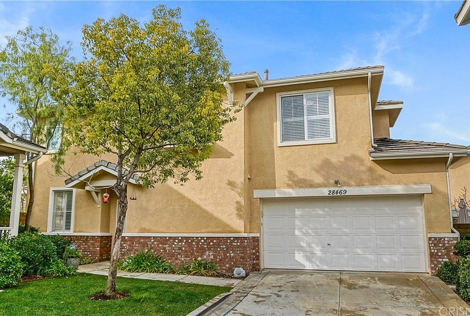 1st image of 28469 Mayfair Dr