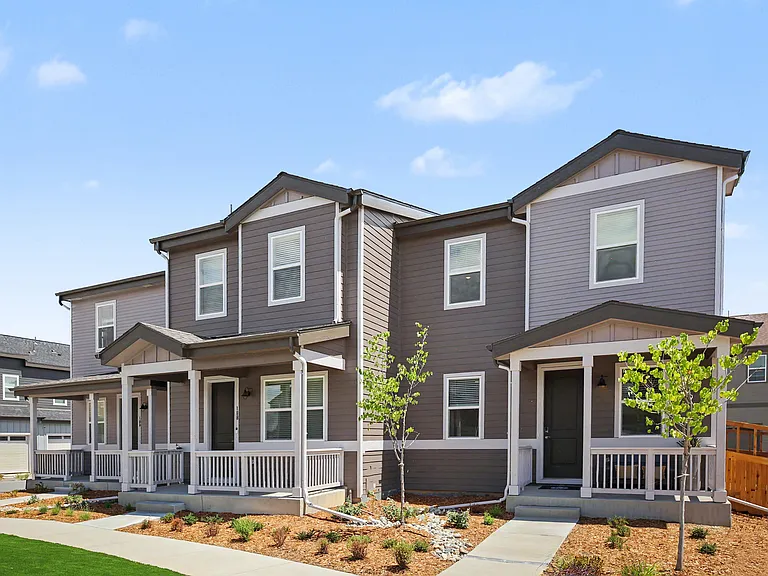 Three- and four- bedroom townhomes for rent