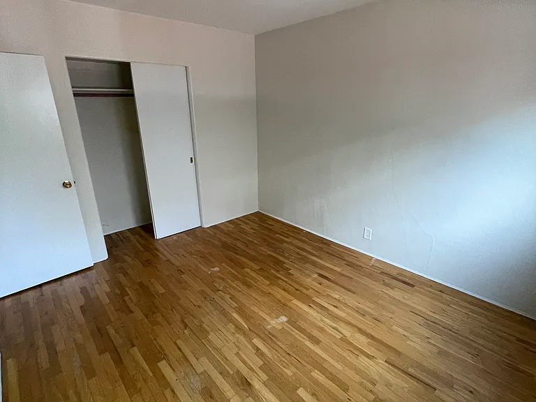 1926 Balsam St #302 — Photo 4