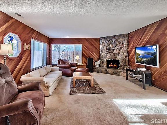 3rd image of 894 Rainbow Dr