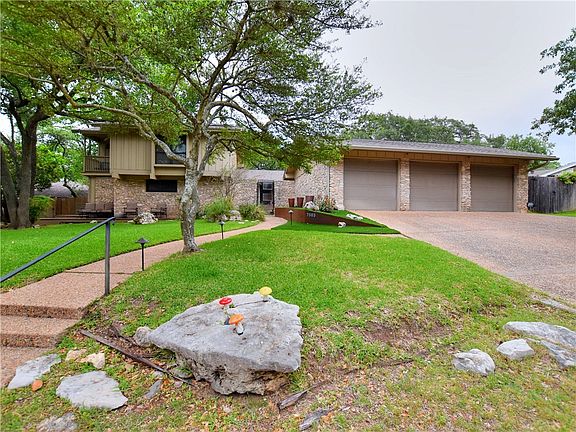 3rd image of 7503 Valley Dale Dr