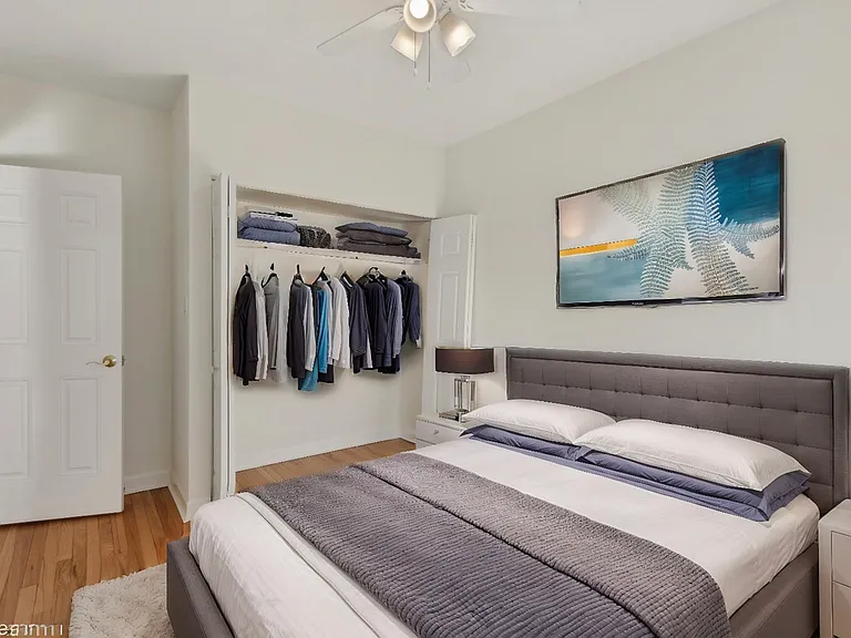 7015 N Wolcott Ave #2 — Photo 6