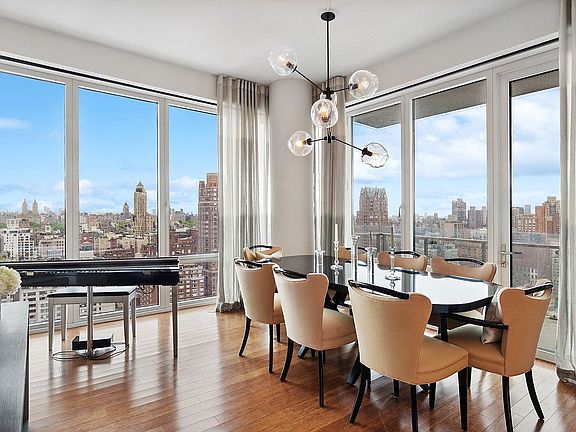 2nd image of 255 E 74th St APT 26B
