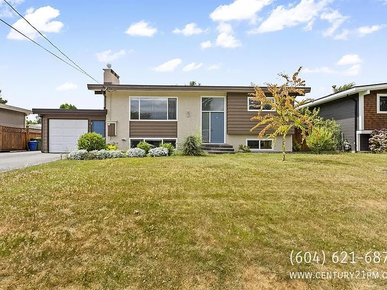 10245 Wedgewood Dr #UPPER — Photo 2