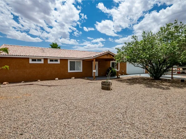 5062 W Burro Dr, Golden Valley, AZ 86413