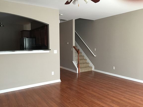 2nd image of 131 Meeting Place Rd