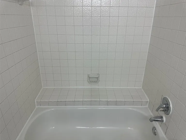 2814 S Bartell Dr #13 — Photo 7