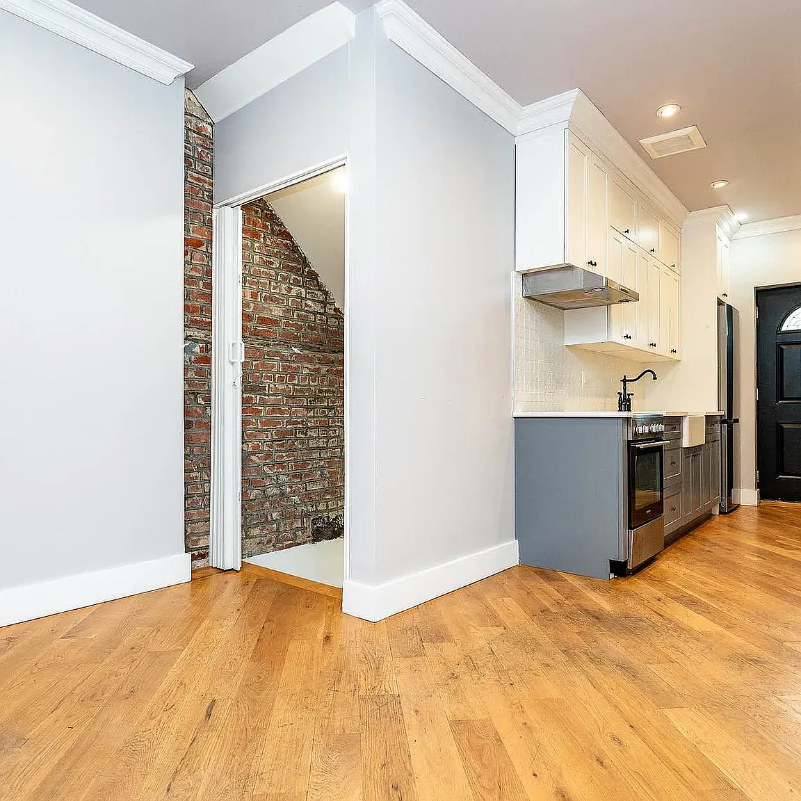 137 21st Street — Photo 2