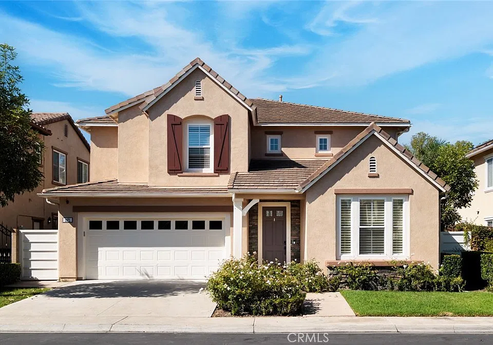 1571 Amberleaf