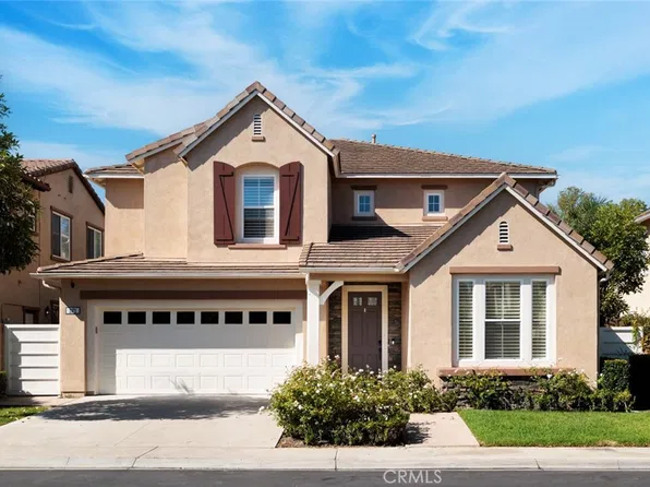 1571 Amberleaf, Costa Mesa, CA 92626