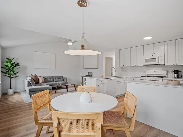 291 Broadway Rd Unit 19, Dracut, MA 01826