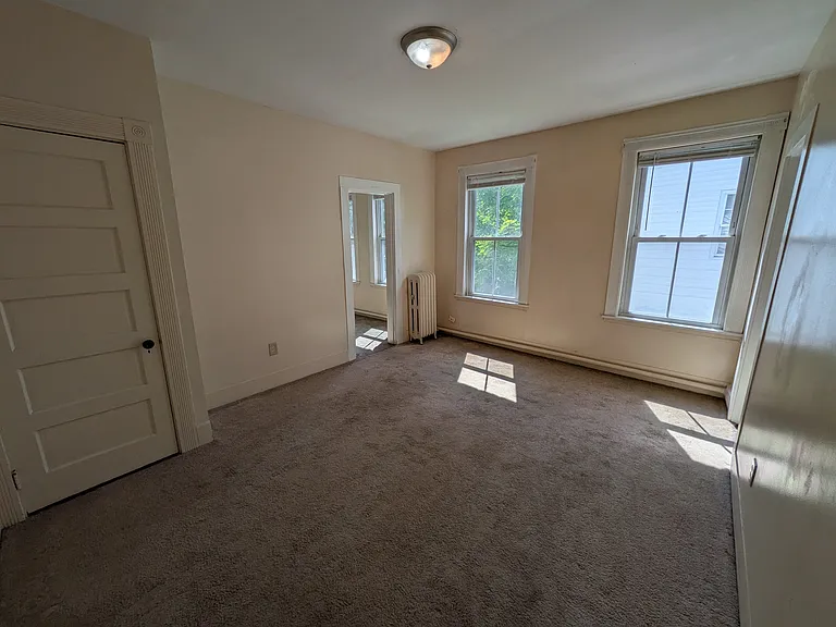 148 Main St #4 — Photo 8