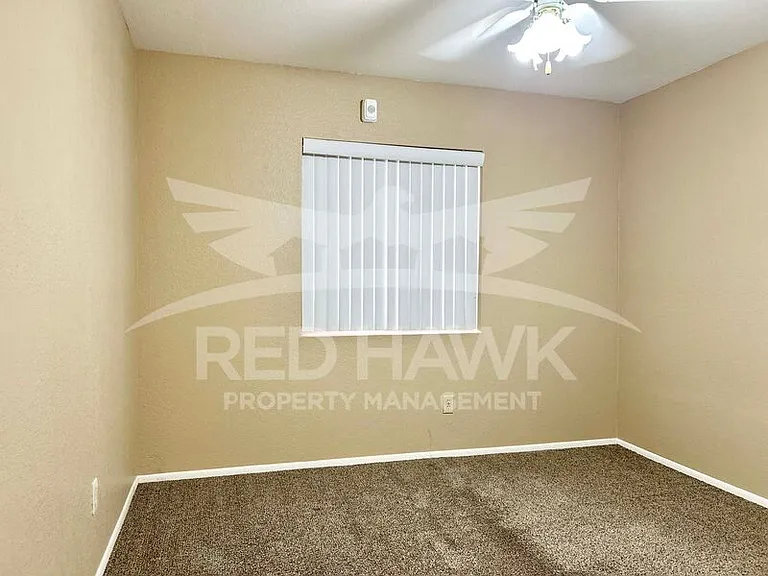 17 E Ruth Ave #209 — Photo 8