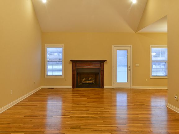 5th image of 2510 Laurelstone Ln