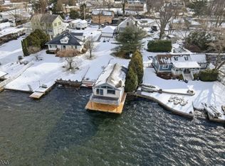 8 Wendy Way, Greenwood Lake, NJ 10925