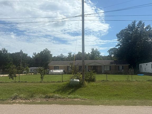 2nd image of 12965 Gum Swamp Rd