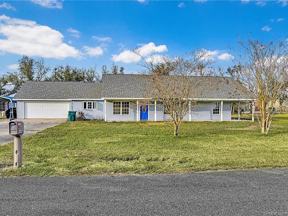 1st image of 2120 N Calcasieu Dr