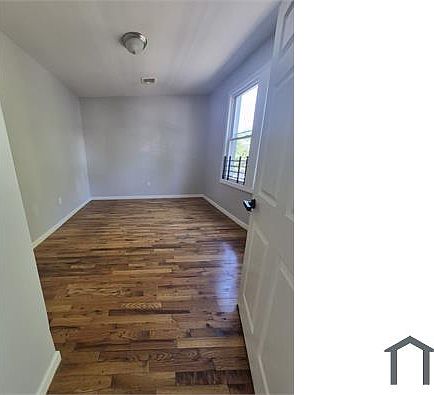 2nd image of 641 15th Ave #2R