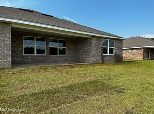 15317 Leighwood Ln, Biloxi, MS 39532