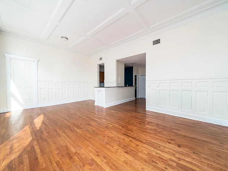 167 Wayne St #206A — Photo 4