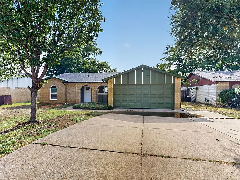 2606 Hilldale Blvd — Photo 47