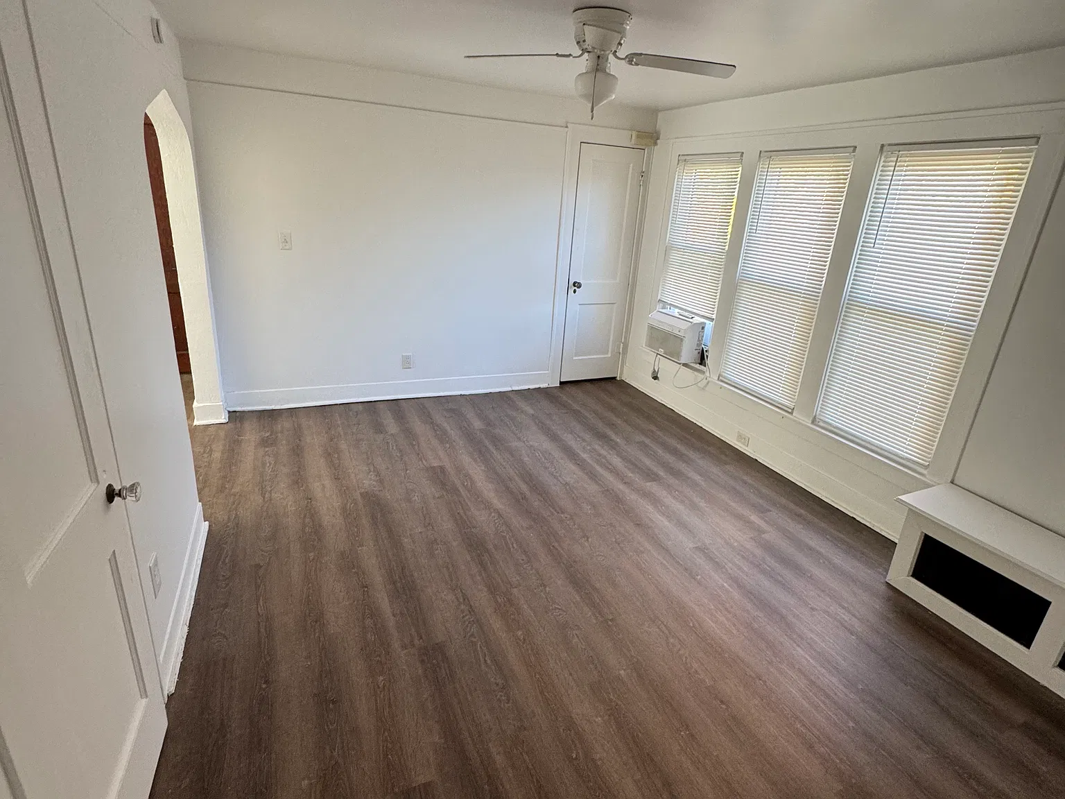 1 bed, 750 sqft, $895 — Photo 3