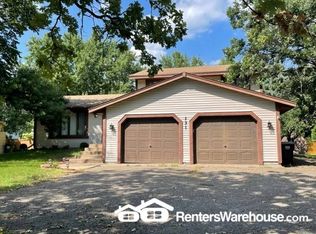 131 Egret Blvd NW, Coon Rapids, MN 55448
