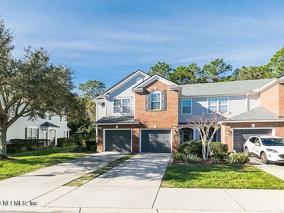 3rd image of 13275 STONE POND Drive