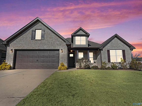 2nd image of 2104 Big Leaf Dr