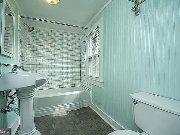 252 Loudoun St SW — Photo 10