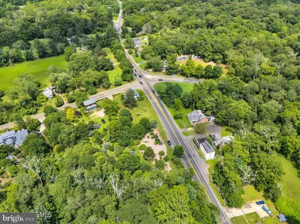 465 Lakewood Farmingdale Rd, Howell, NJ 07731