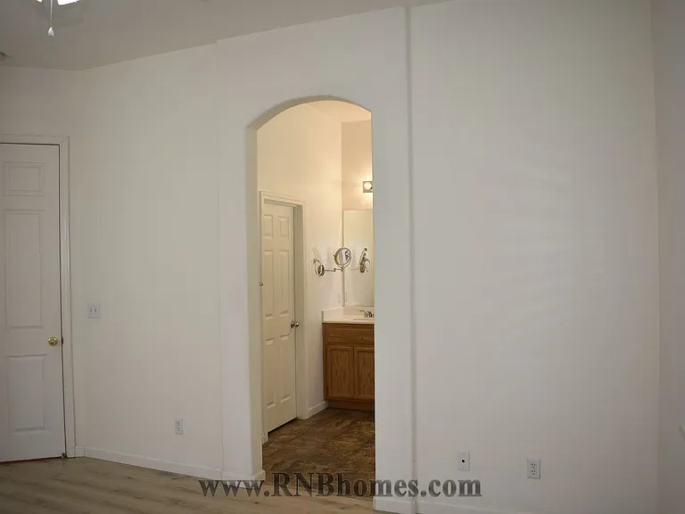 18 Diggins Dr — Photo 16