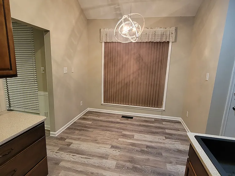 Kitchen & nook