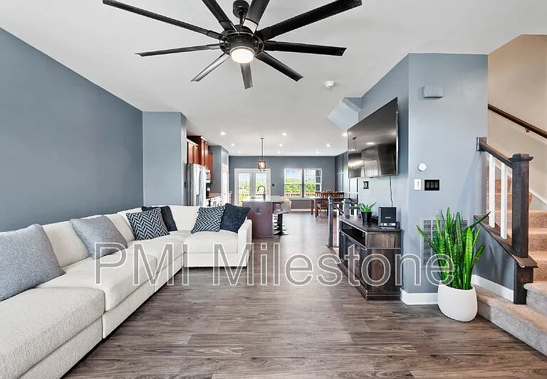 367 Ontario Dr #FALLING WATERS — Photo 18