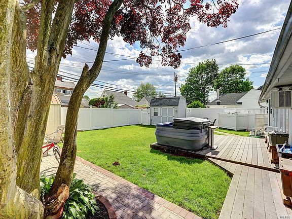 4th image of 14 Eden Ln