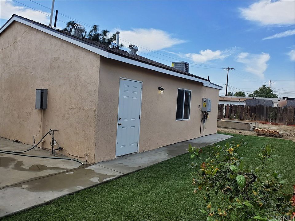 13557 Remington St, Pacoima, CA 91331 | Zillow