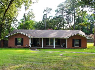 112 John C Rogers Dr, Center, TX 75935