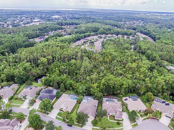 3rd image of 10309 Greenhedges Dr